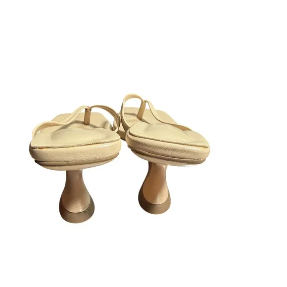 Revolve Song of Style Mia Wedge Thong Sandals Size 7.5 Beige Leather Structural - Picture 3 of 9